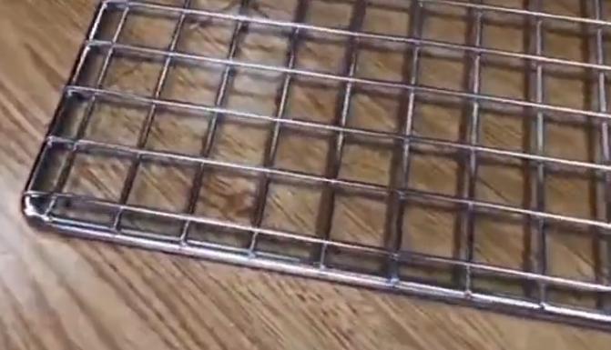 Rk Bakeware China-18&rdquor; &amp; 16&rdquor; SUS304 Stainless Steel Bakery Bread Cooling Wires Cooling Rack for Australia Bakeries